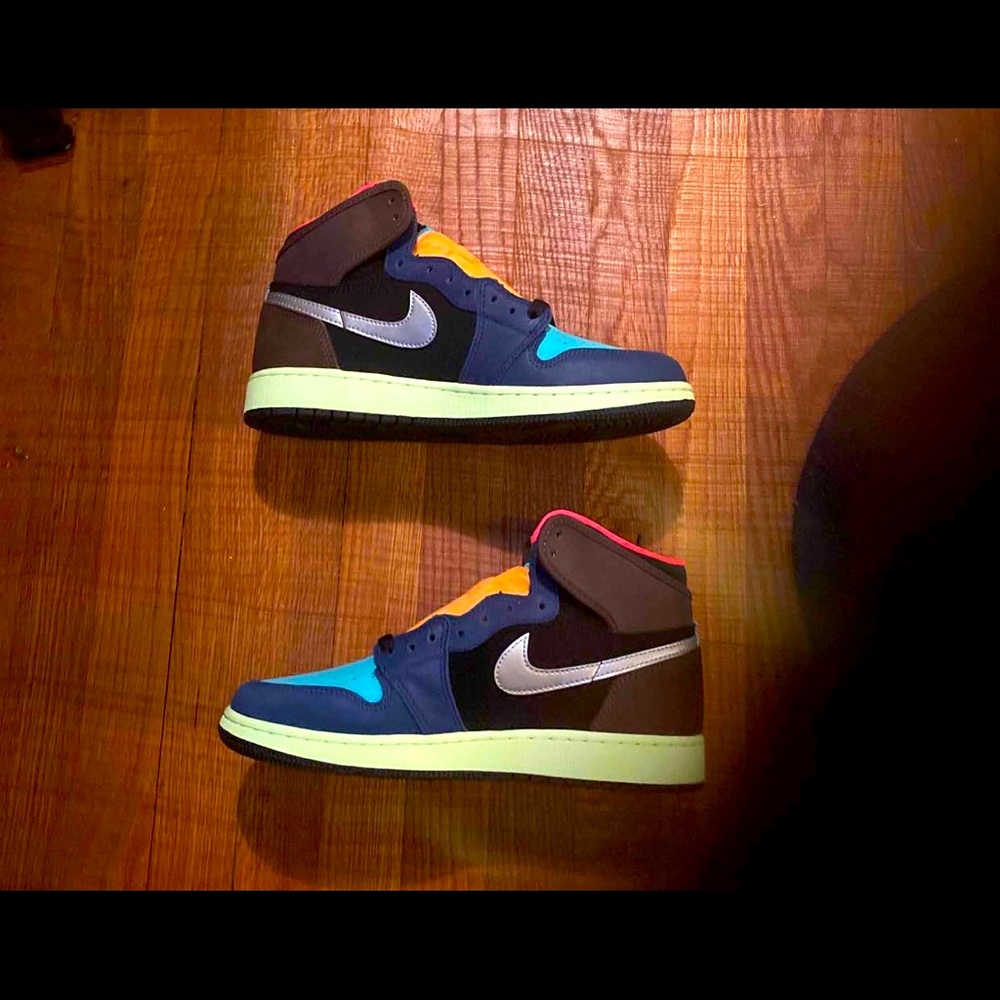 Jordan Retro 1 Bio Hack GS Size 6.5Y